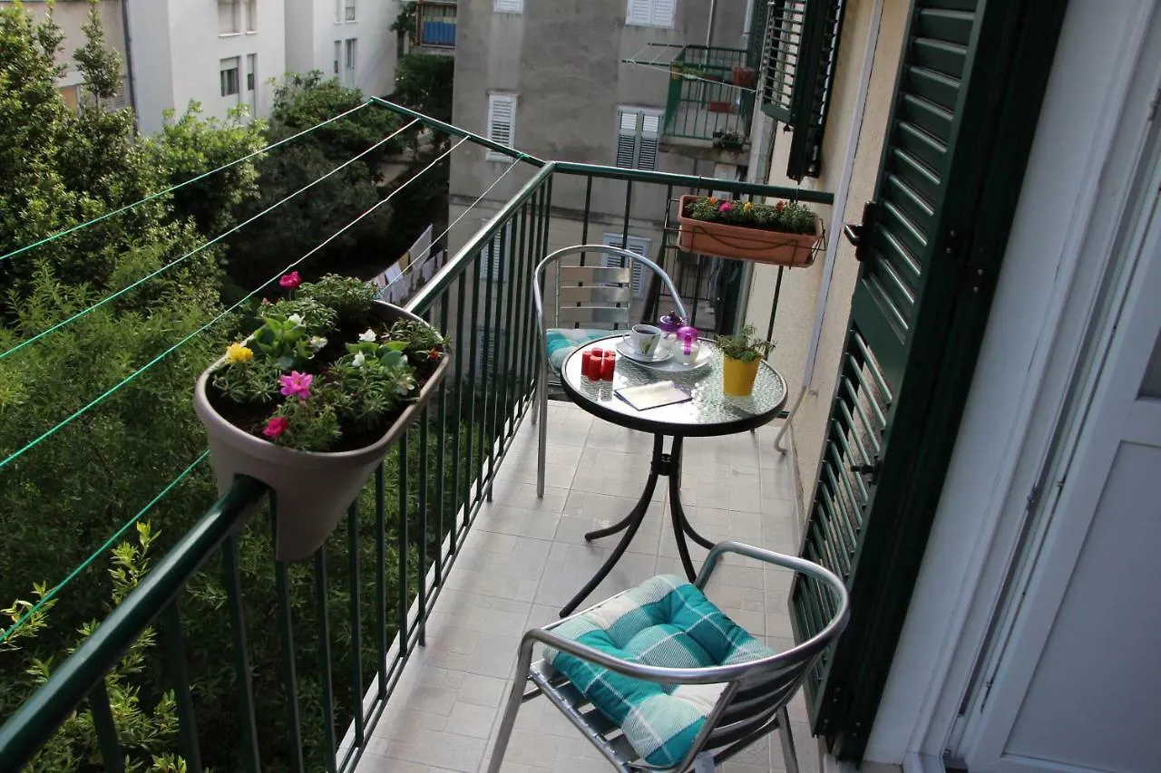 Apartment Simone Split